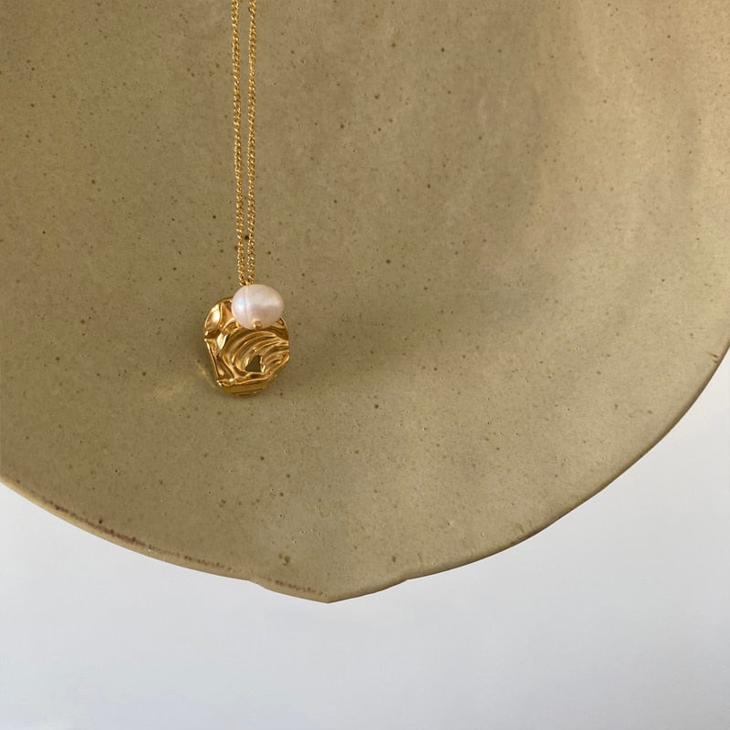 Plate &amp; Freshwater Pearl Long Necklace [Pre-order Item]