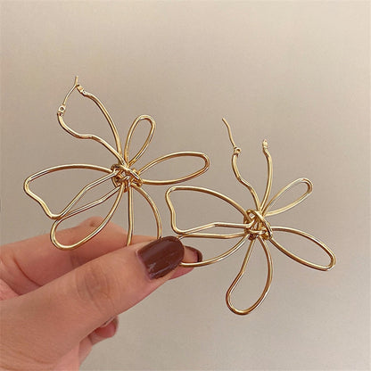 Iconic Flower Earrings Gold/Silver [Pre-order item]