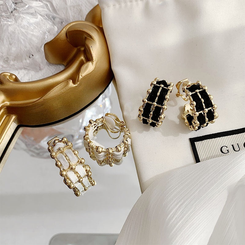 |200001034:361180#white clip on|200001034:200003759#black clip on|1005004550131659-white clip on|1005004550131659-black clip on