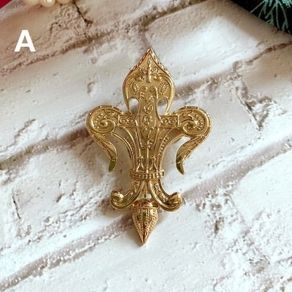 European Brooch 3 Types Gold [Pre-order Item]